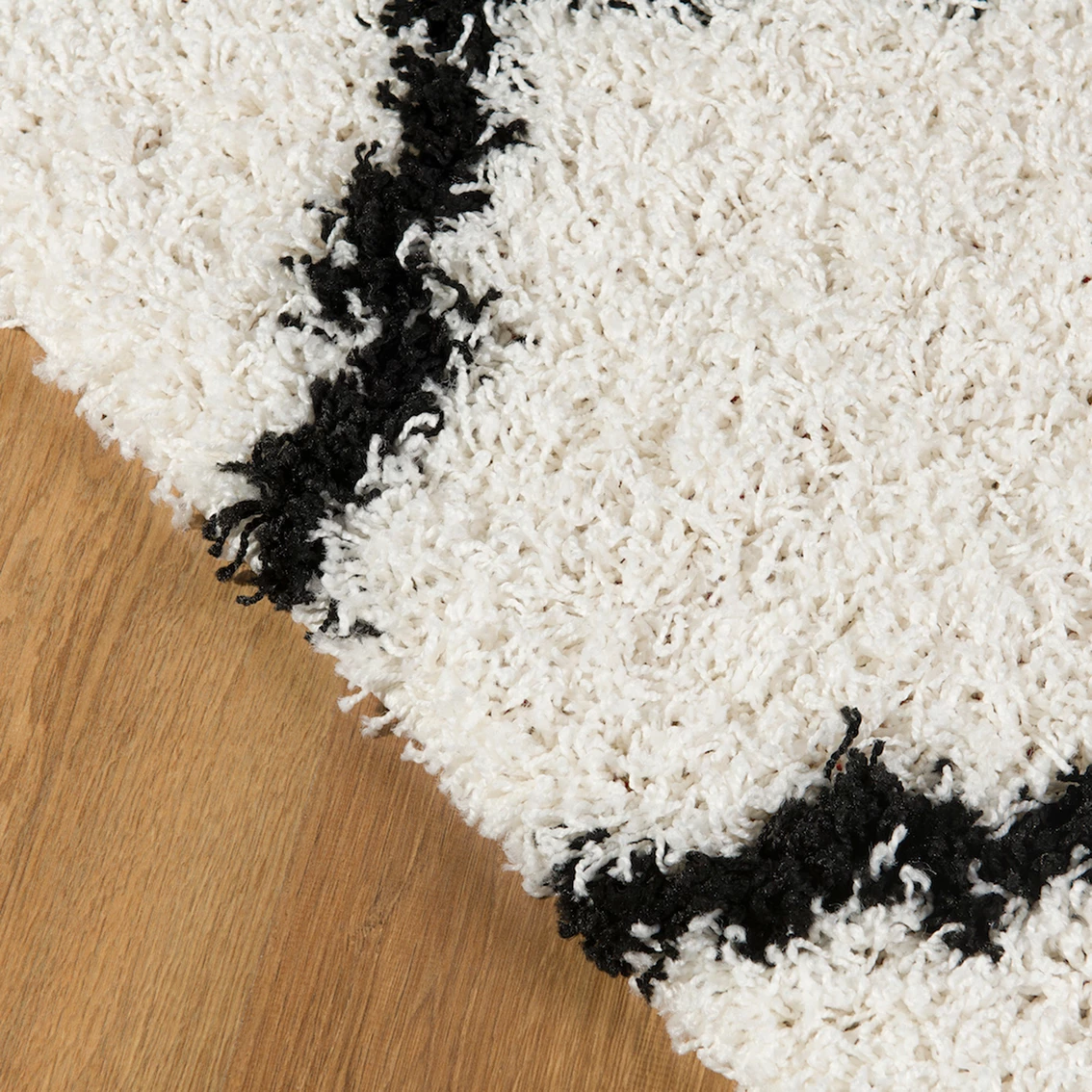 Buy ๐ L'Baiet Ensley Shag Rug ๐ - Image 5